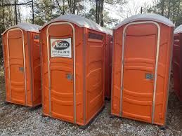 Best VIP or Luxury Restroom Trailers  in Cave City, KY